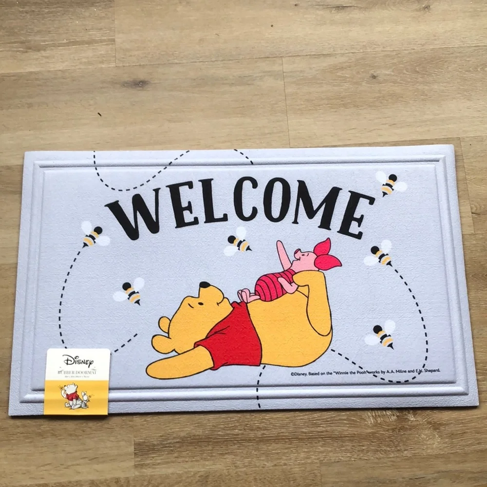 DISNEY WINNIE THE POOH WELCOME MAT NWT